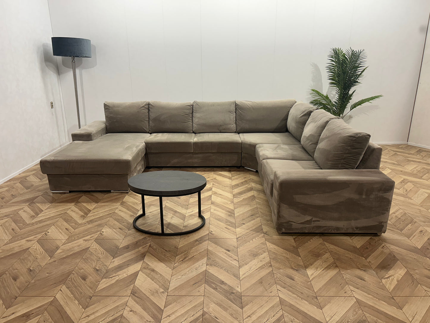Beige Velvet U Bank ~ Losse Rugkussens Met Afneembare Hoezen