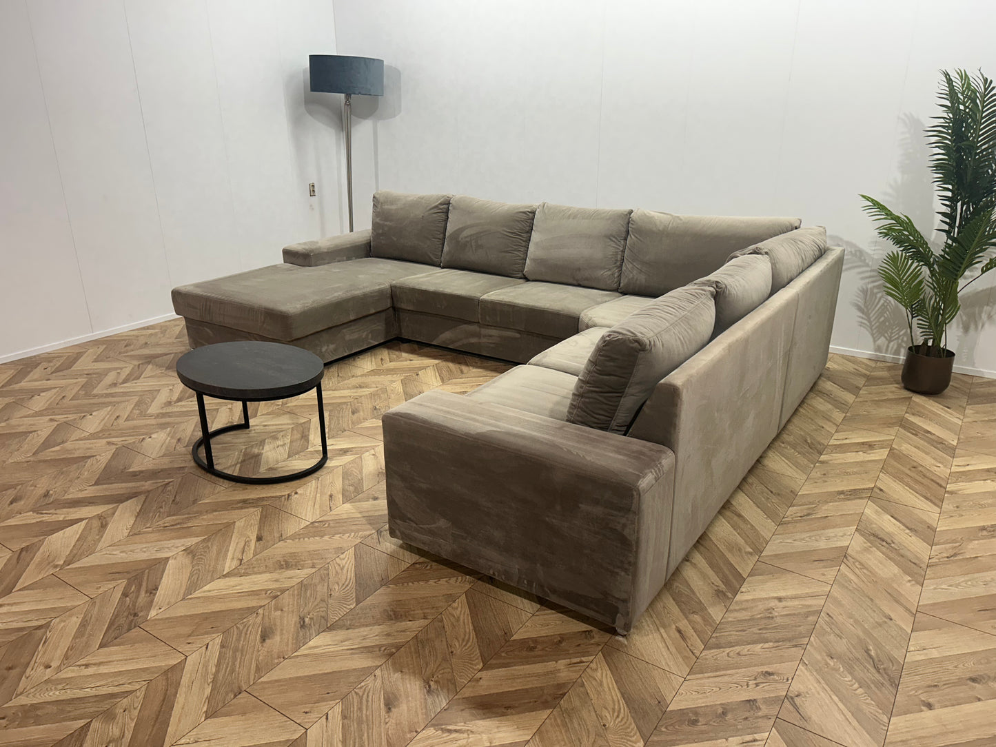Beige Velvet U Bank ~ Losse Rugkussens Met Afneembare Hoezen