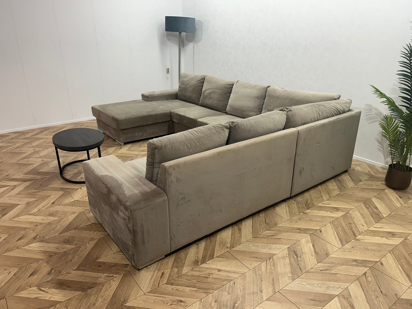 Beige Velvet U Bank ~ Losse Rugkussens Met Afneembare Hoezen