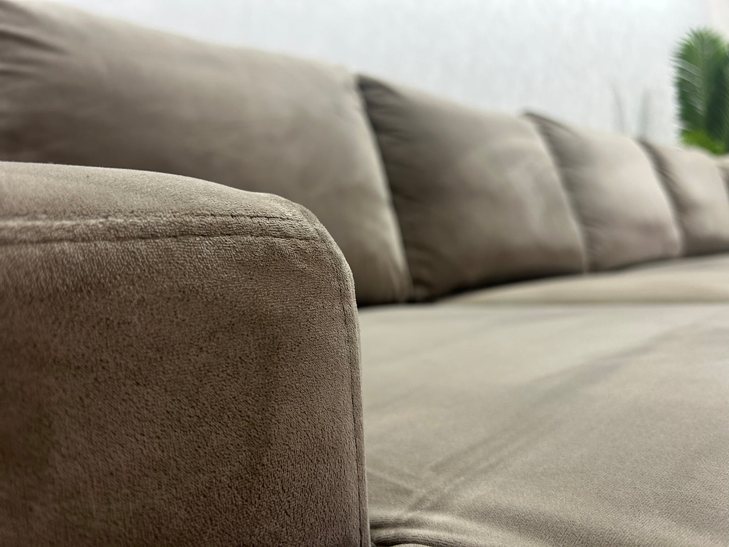 Beige Velvet U Bank ~ Losse Rugkussens Met Afneembare Hoezen