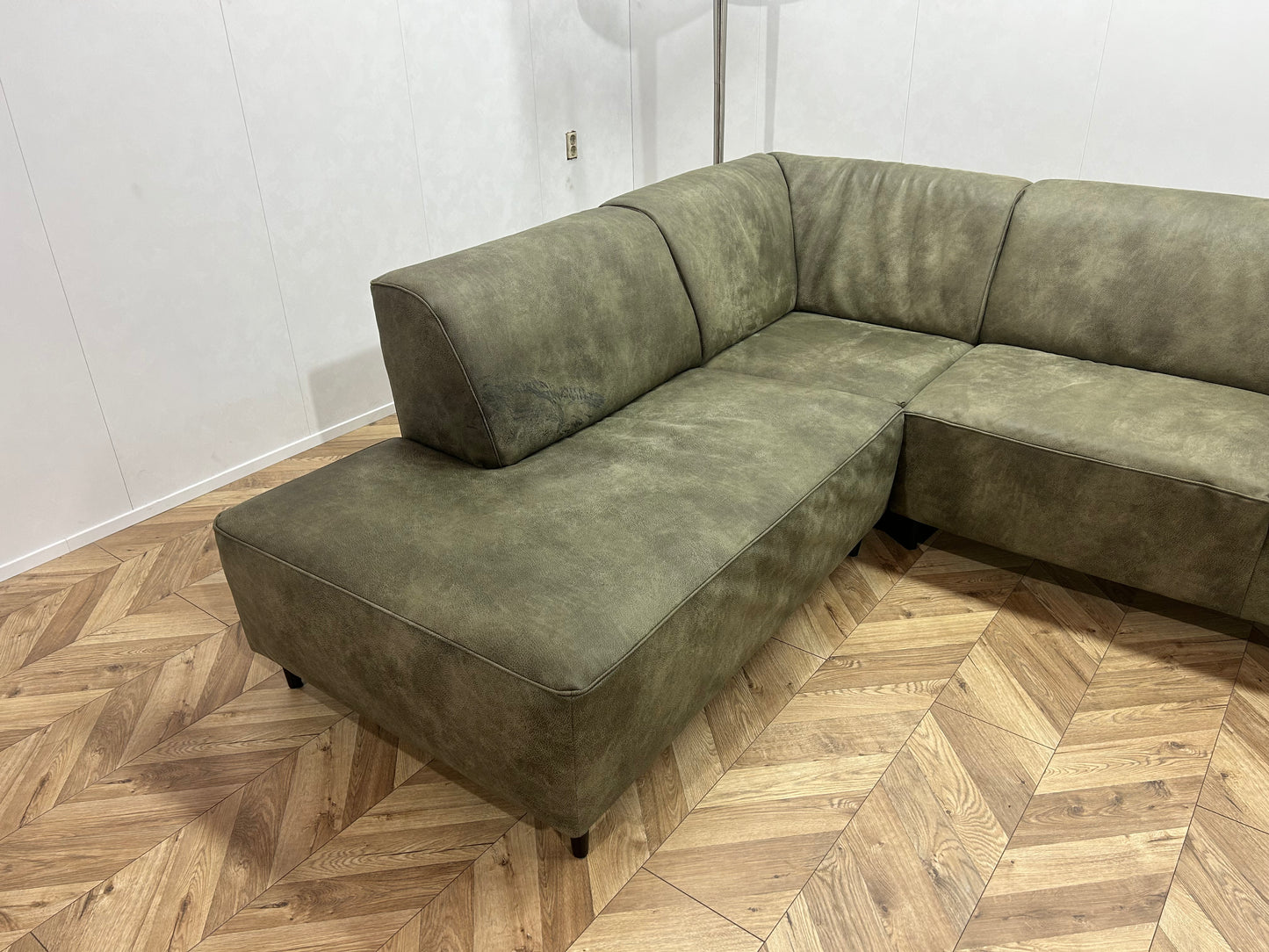 Camo Groene lederen Hoekbank ~ Vaste Kussens