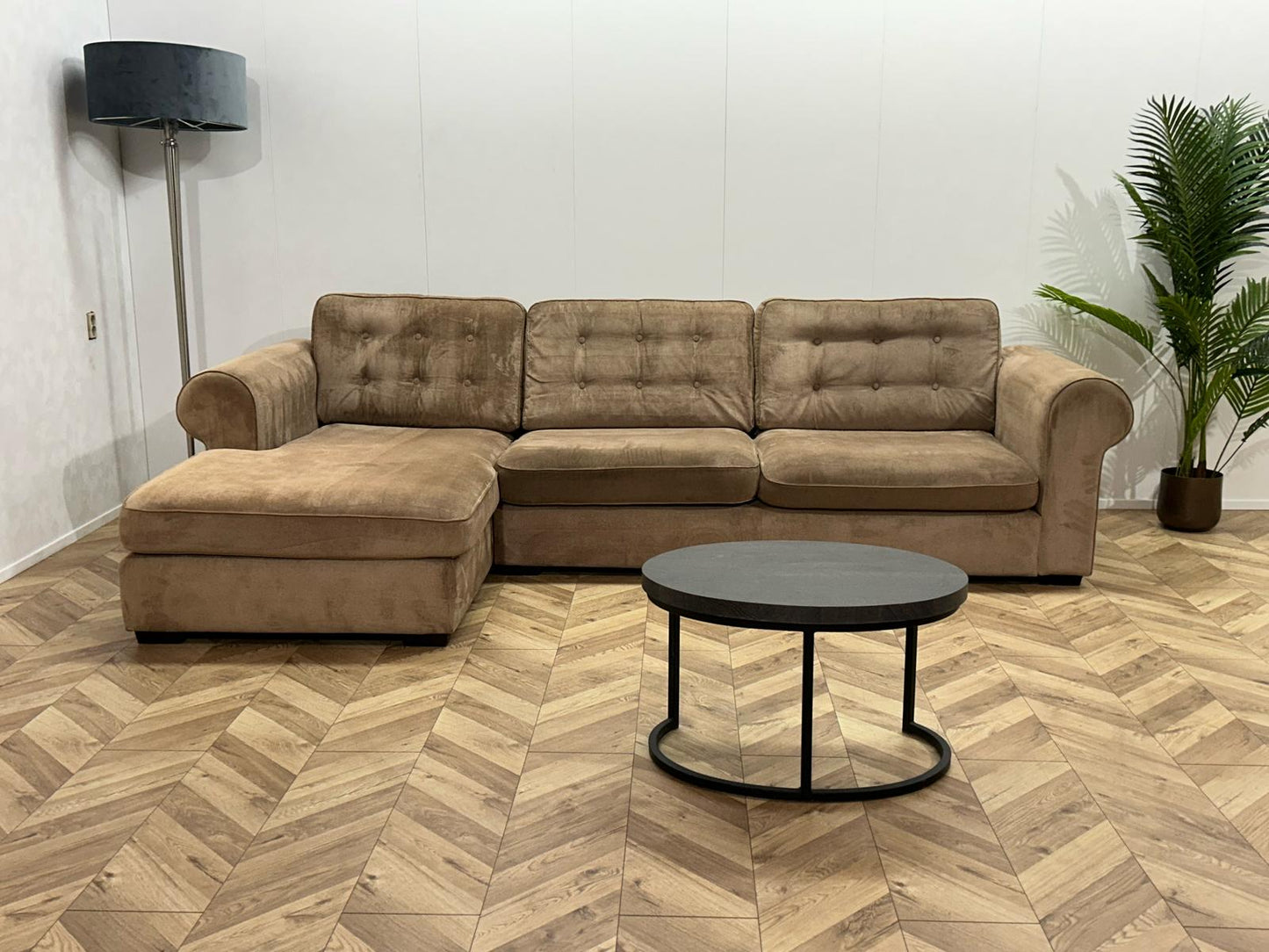 Beige Velvet Hoekbank ~ Losse Kussens Met Afneembare Hoezen