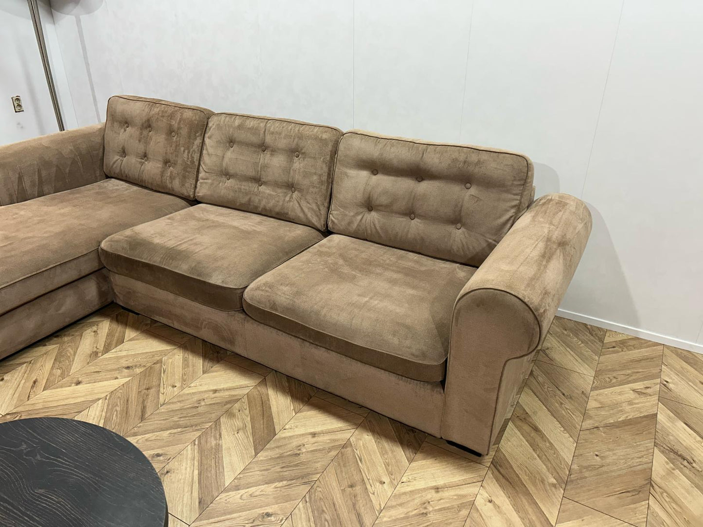 Beige Velvet Hoekbank ~ Losse Kussens Met Afneembare Hoezen