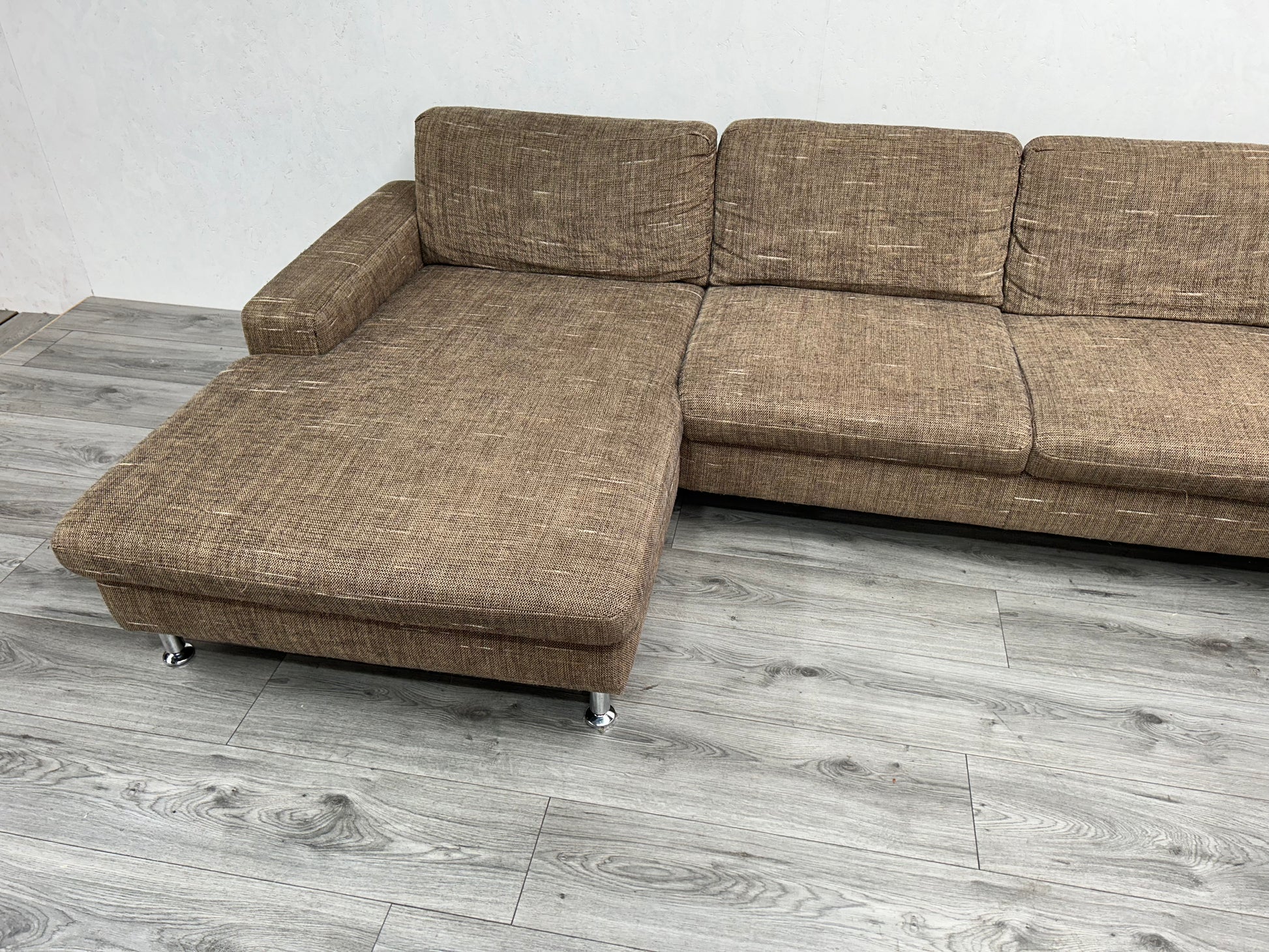 Bruine U Bank ~ Vaste Kussens - Banken Bazaar