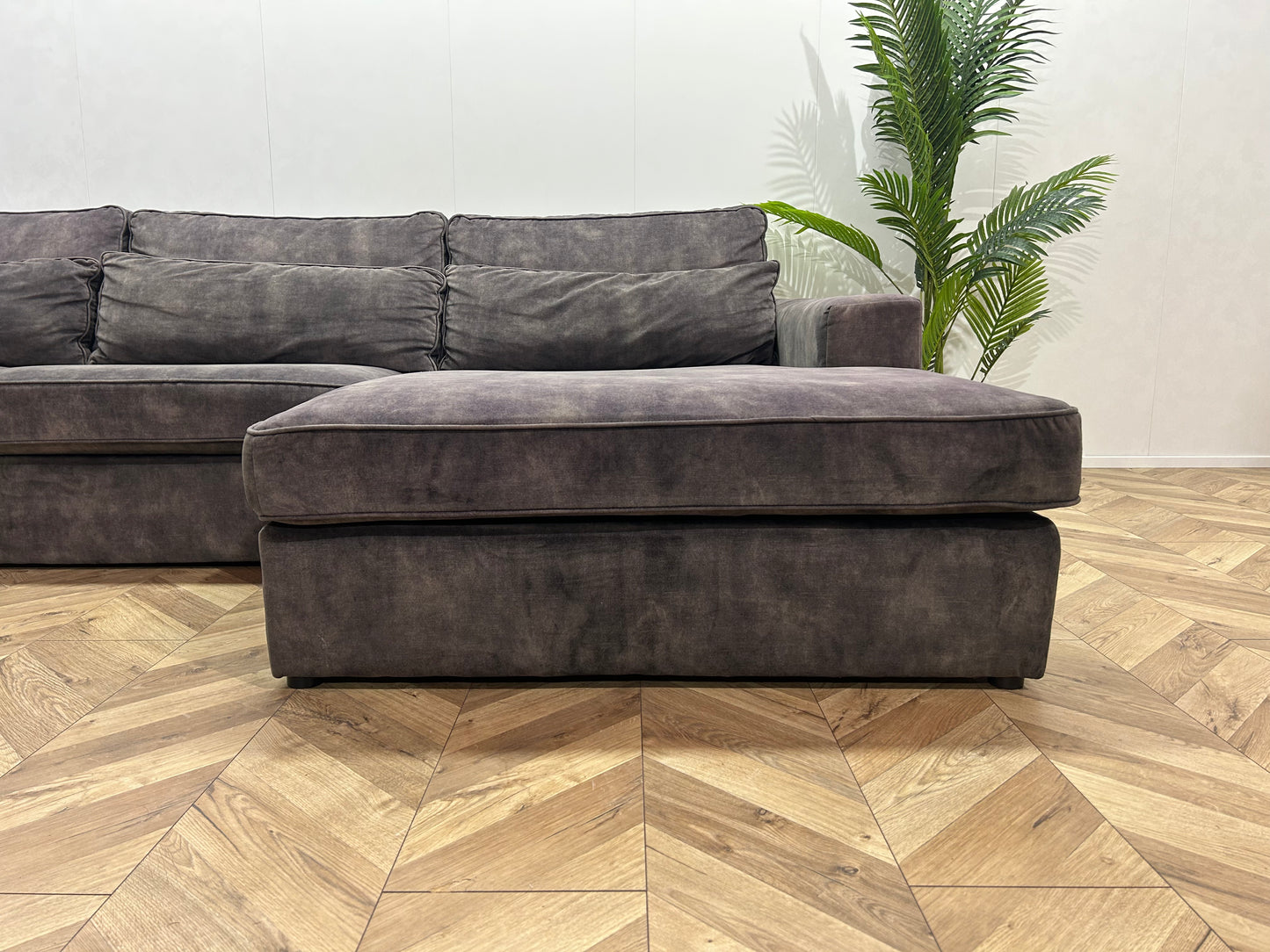 Antraciet Velvet Hoekbank Inc. Hocker ~ Losse Kussens Met Afneembare Hoezen