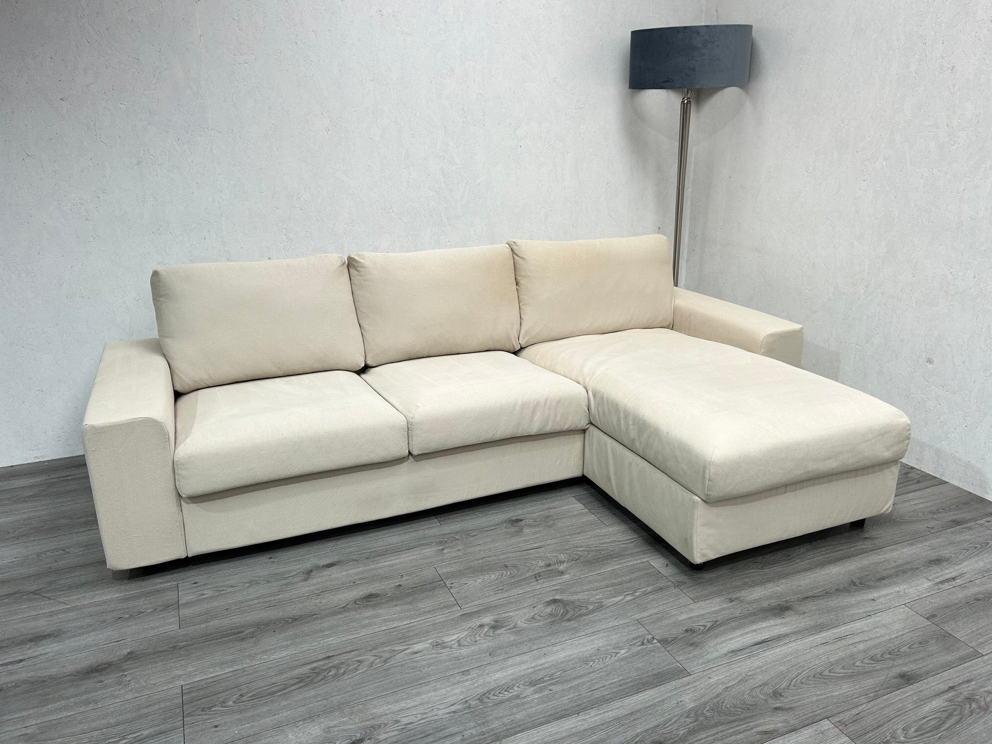 Beige Hoekbank Met Opbergvak ~ Losse Rugkussens - Banken Bazaar