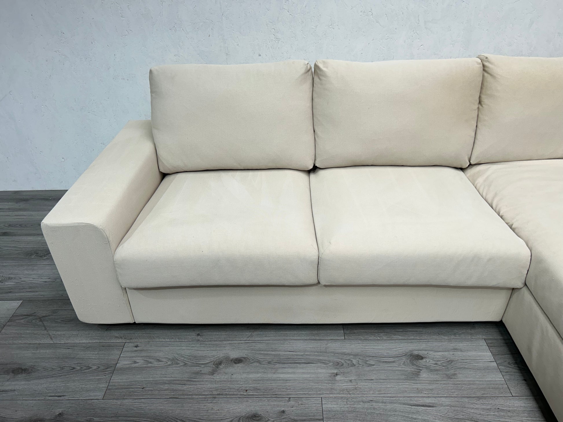 Beige Hoekbank Met Opbergvak ~ Losse Rugkussens - Banken Bazaar