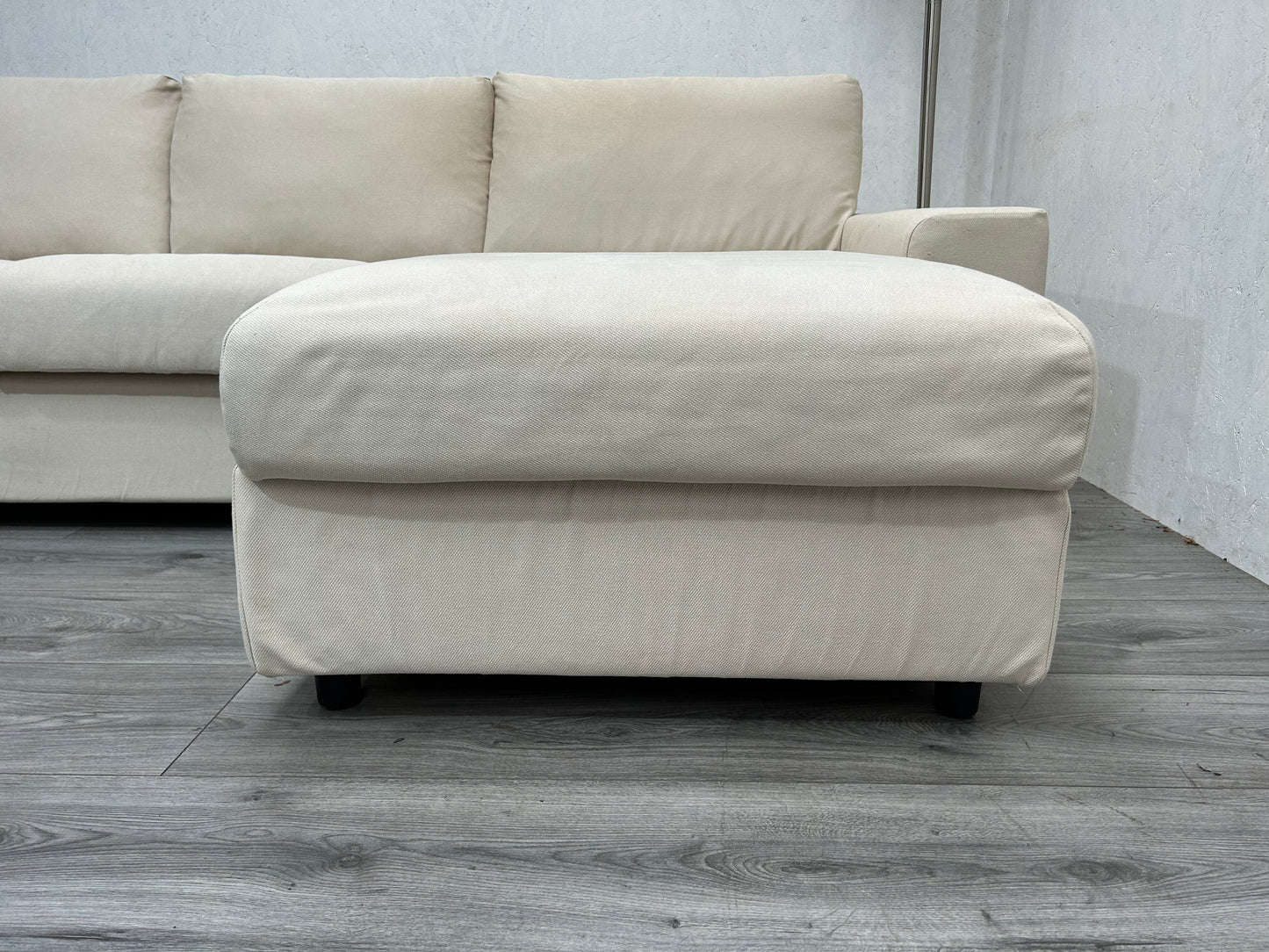 Beige Hoekbank Met Opbergvak ~ Losse Rugkussens - Banken Bazaar