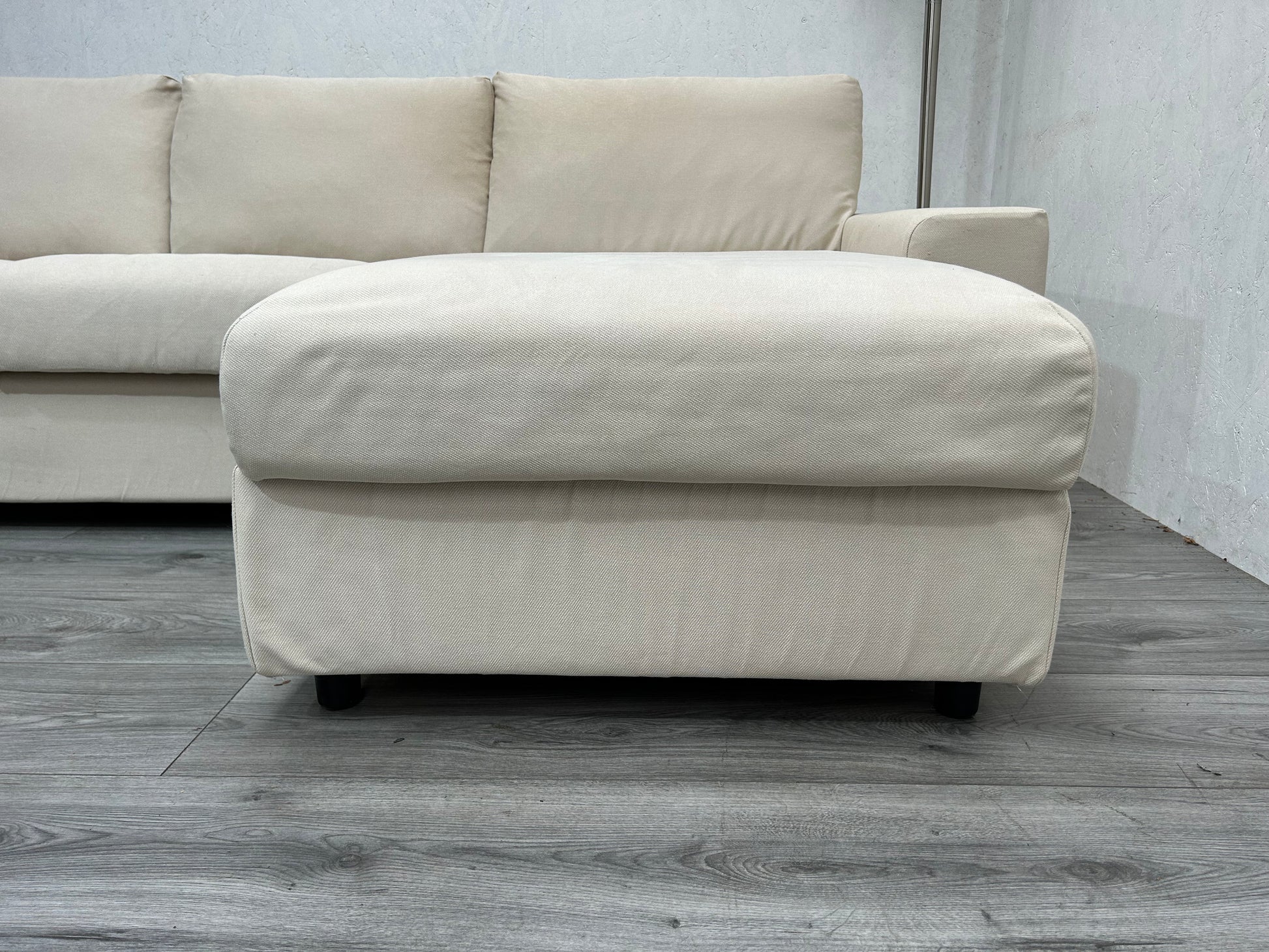 Beige Hoekbank Met Opbergvak ~ Losse Rugkussens - Banken Bazaar