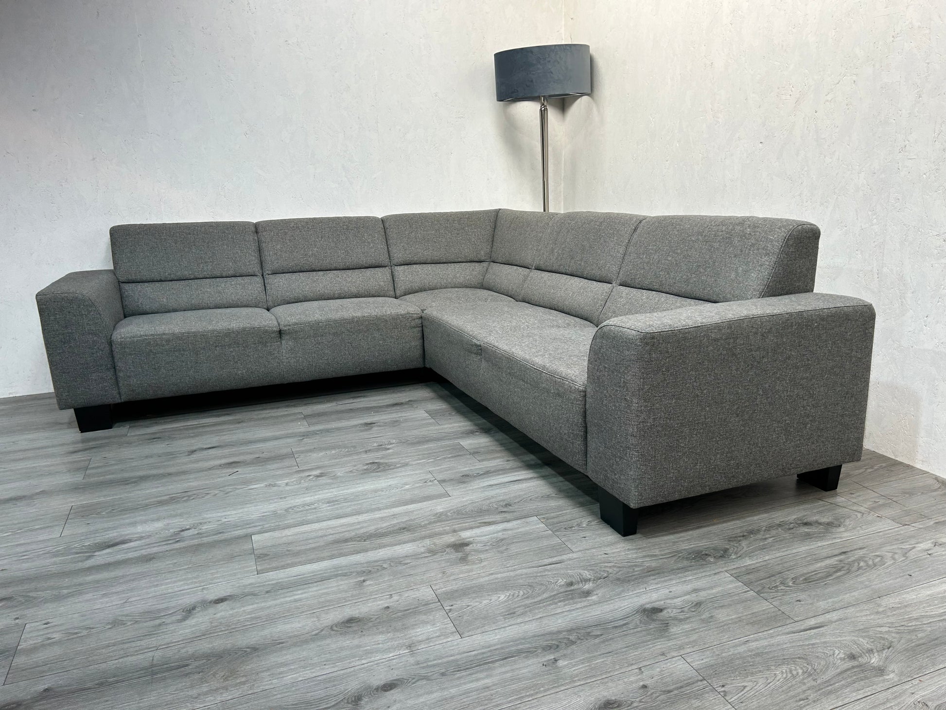 Licht Grijze Hoekbank ~ Nieuwstaat - Banken Bazaar