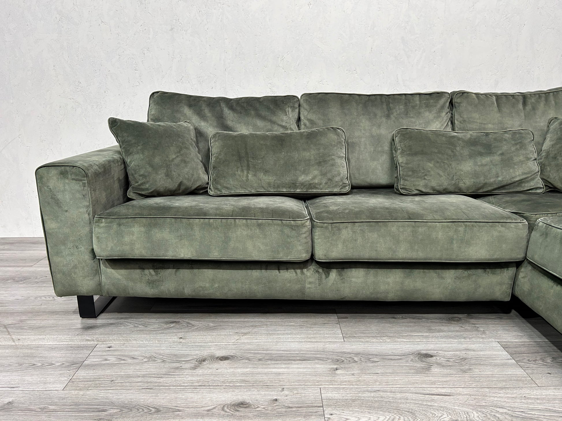 Velvet Groene Hoekbank ~ Nieuwstaat - Banken Bazaar