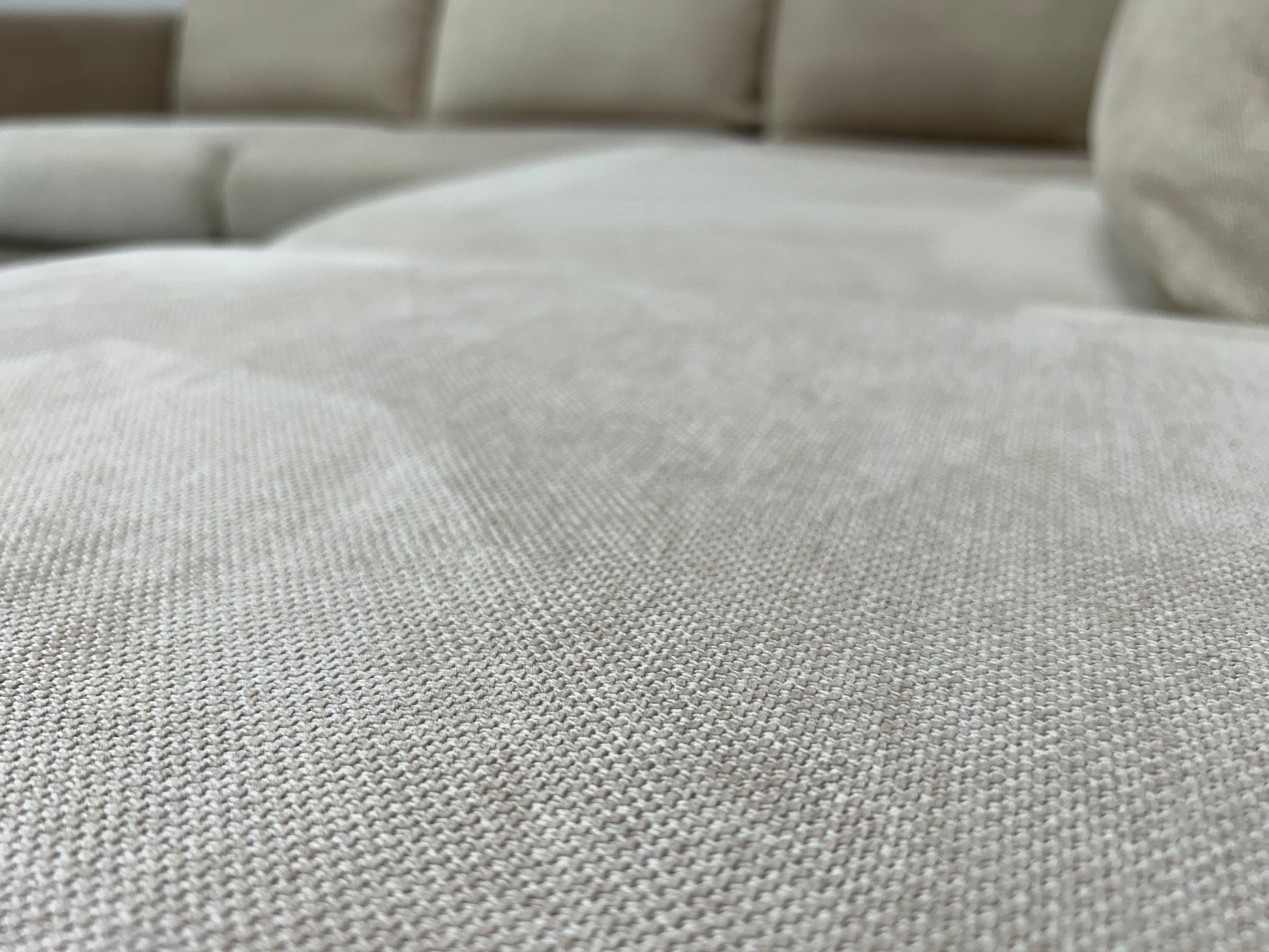 Beige Hoekbank ~ Losse Kussens Met Afritsbare Hoezen - Banken Bazaar