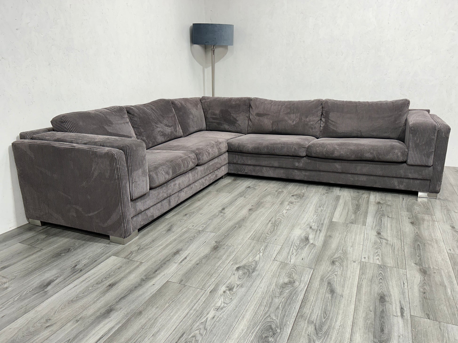 2x Verkocht Antraciet Ribstof Hoekbank ~ Nieuwstaat - Banken Bazaar