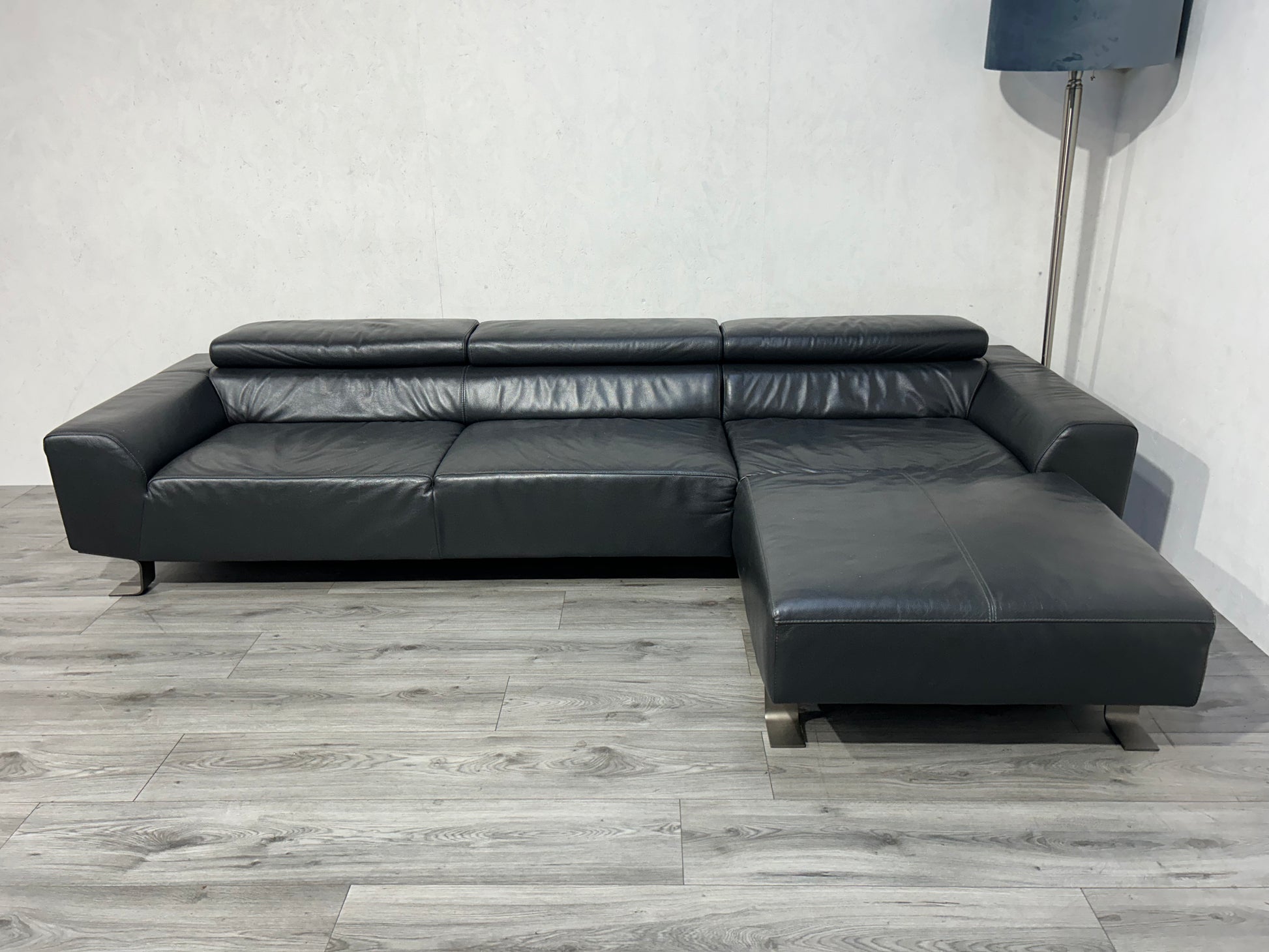 Zwarte Echt Lederen Hoekbank ~ Verstelbare Hoofdsteunen - Banken Bazaar