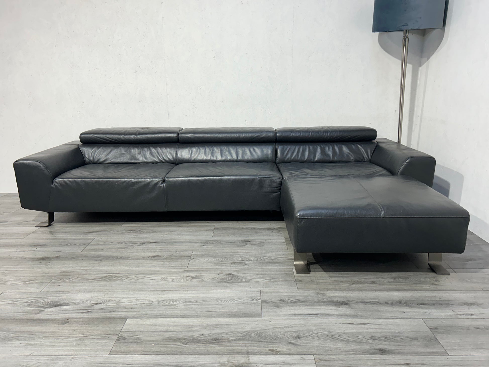 Zwarte Echt Lederen Hoekbank ~ Verstelbare Hoofdsteunen - Banken Bazaar