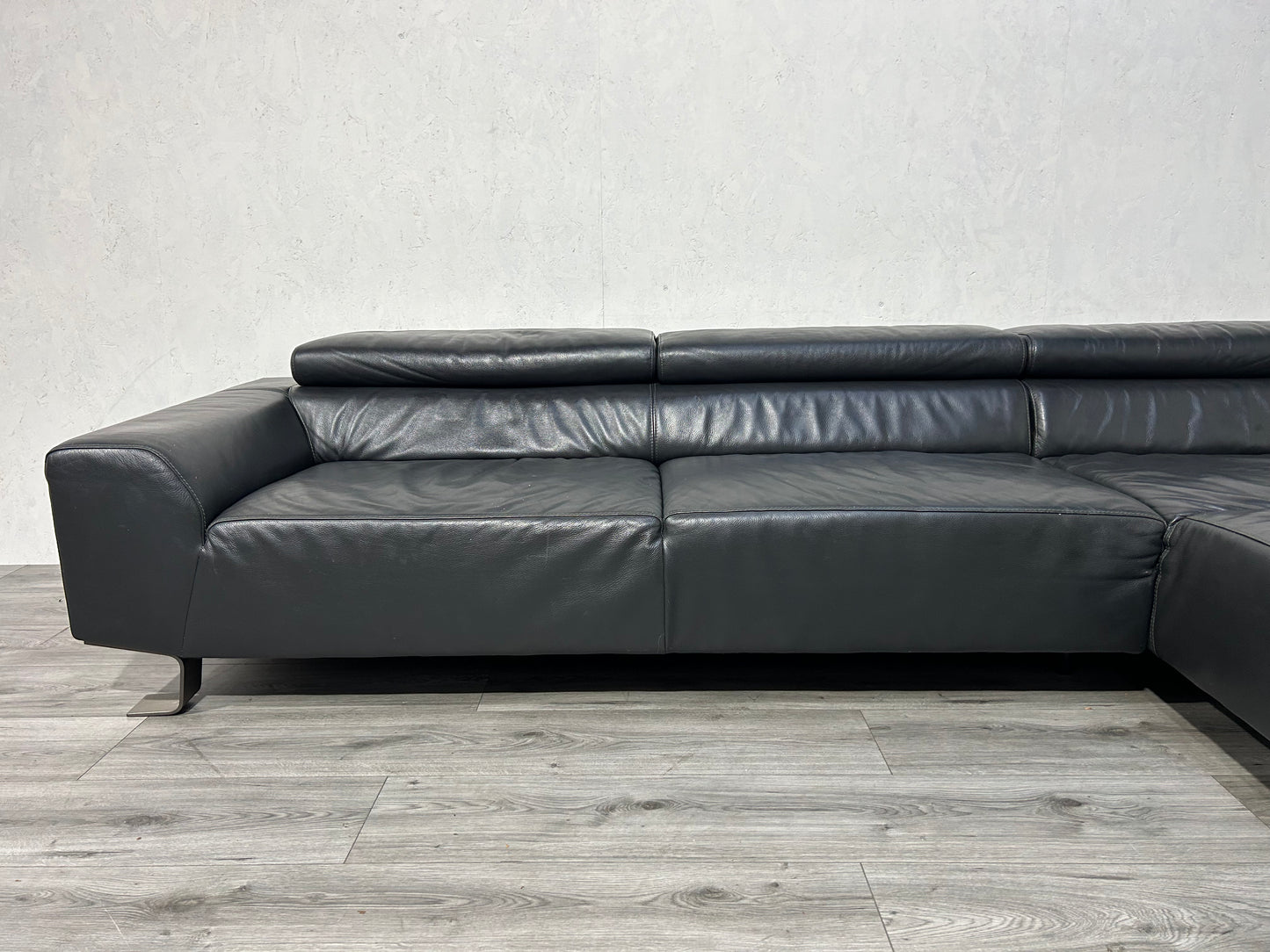 Zwarte Echt Lederen Hoekbank ~ Verstelbare Hoofdsteunen - Banken Bazaar