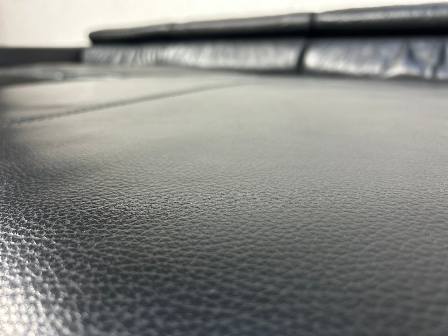 Zwarte Echt Lederen Hoekbank ~ Verstelbare Hoofdsteunen - Banken Bazaar