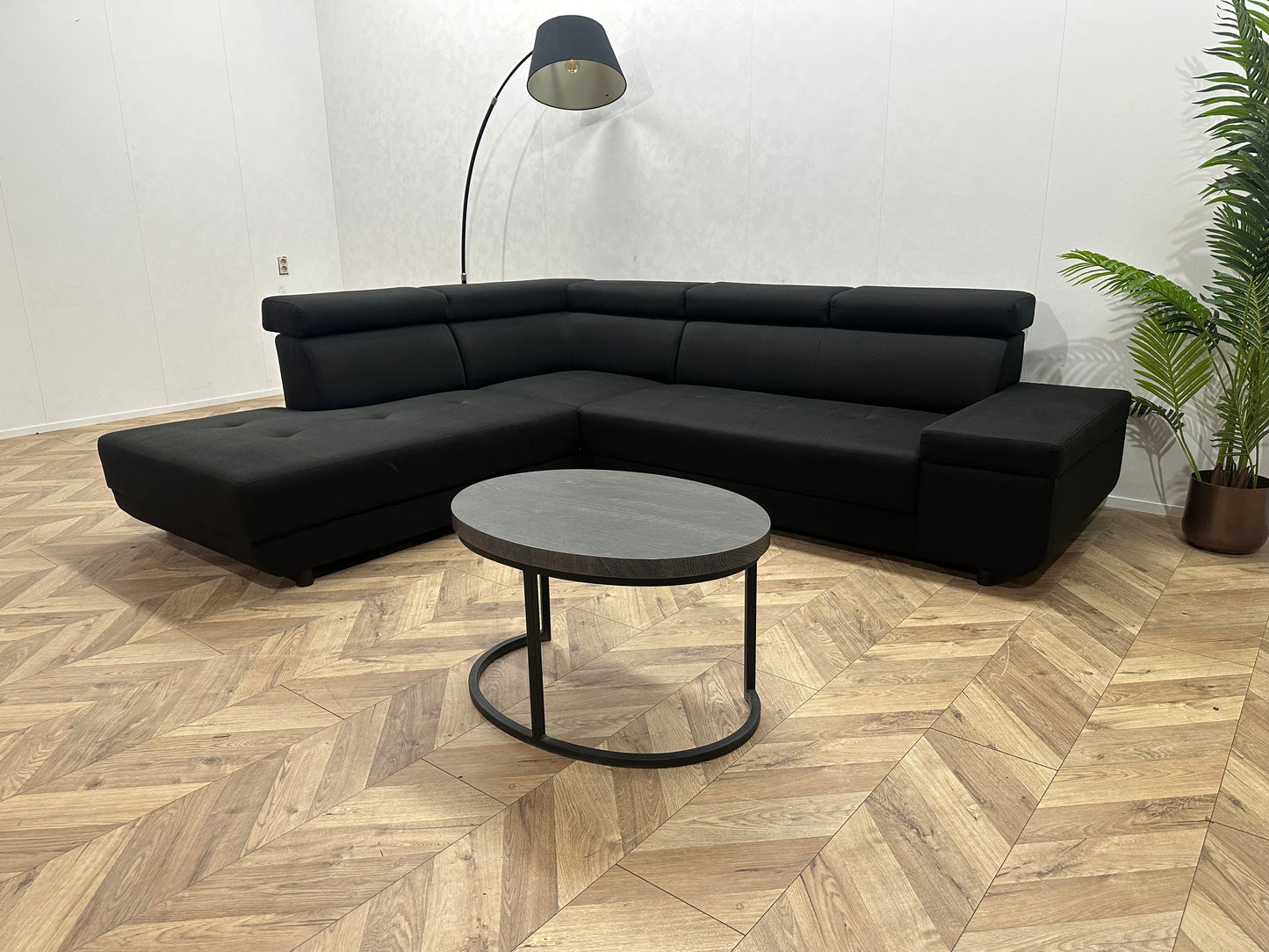 !Showroom Model! Zwarte Hoekbank ~ Verstelbare Hoofdsteunen