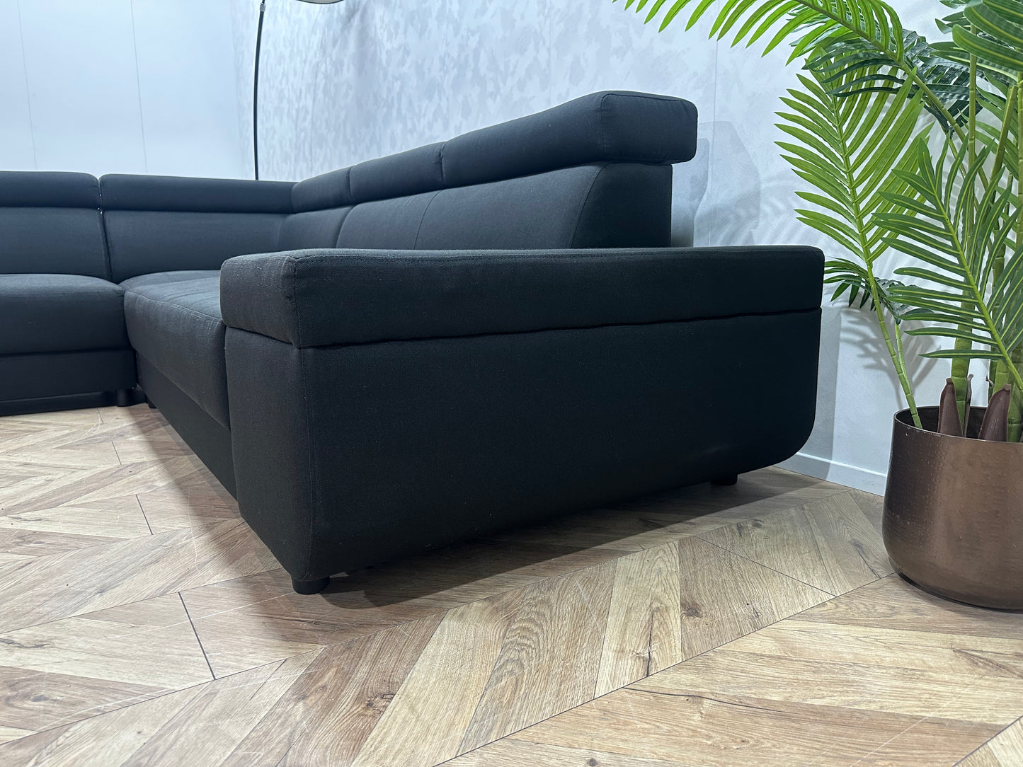 !Showroom Model! Zwarte Hoekbank ~ Verstelbare Hoofdsteunen