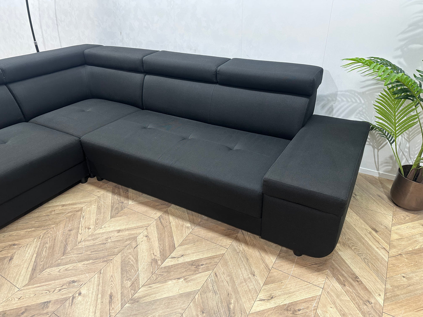 !Showroom Model! Zwarte Hoekbank ~ Verstelbare Hoofdsteunen