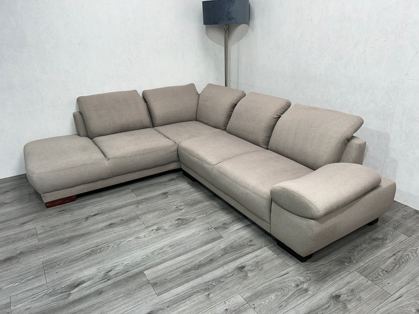 H&H Beige Hoekbank ~ Verstelbare Hoofdsteunen