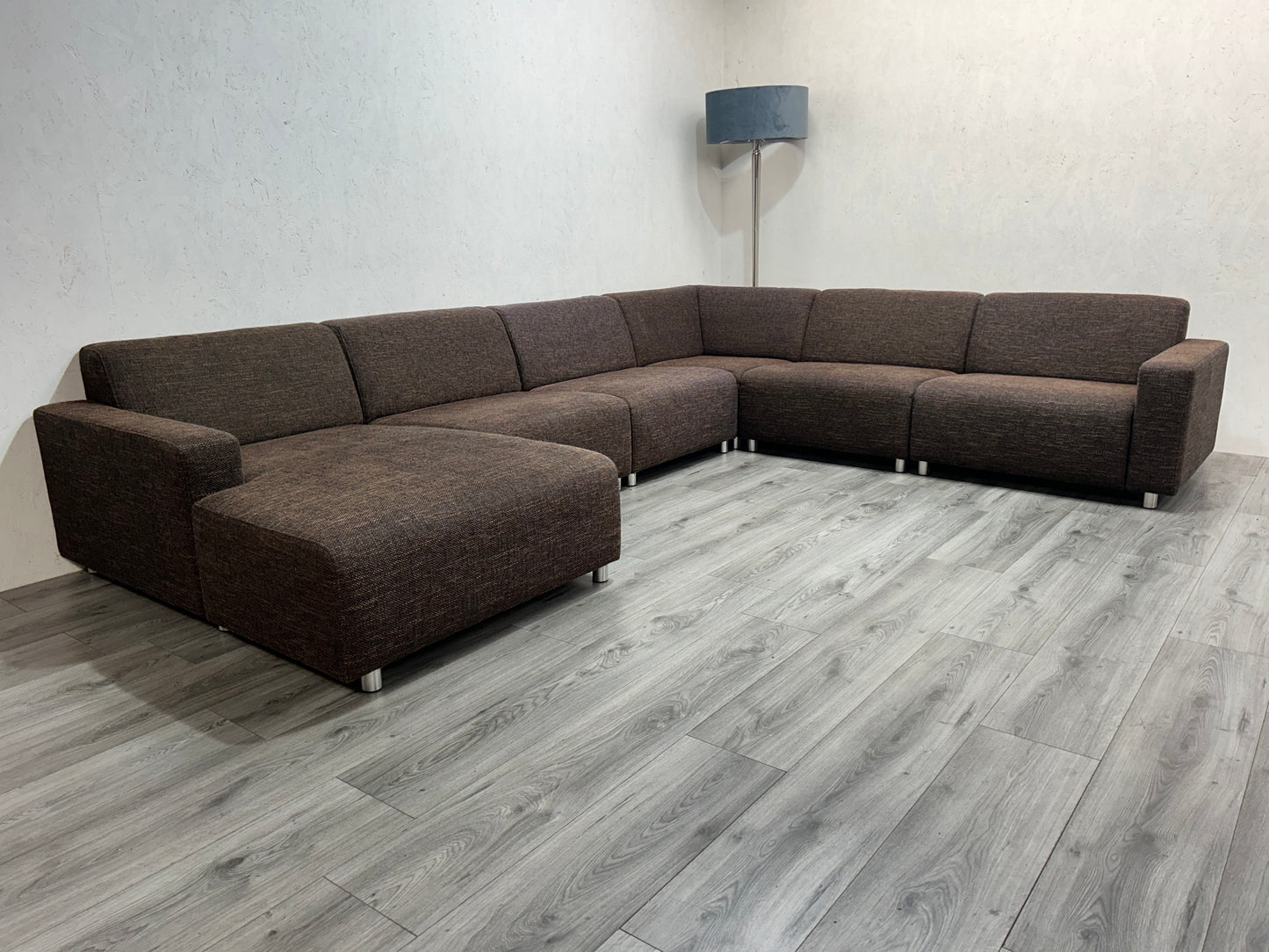 Bruine U Bank ~ Vaste Kussens