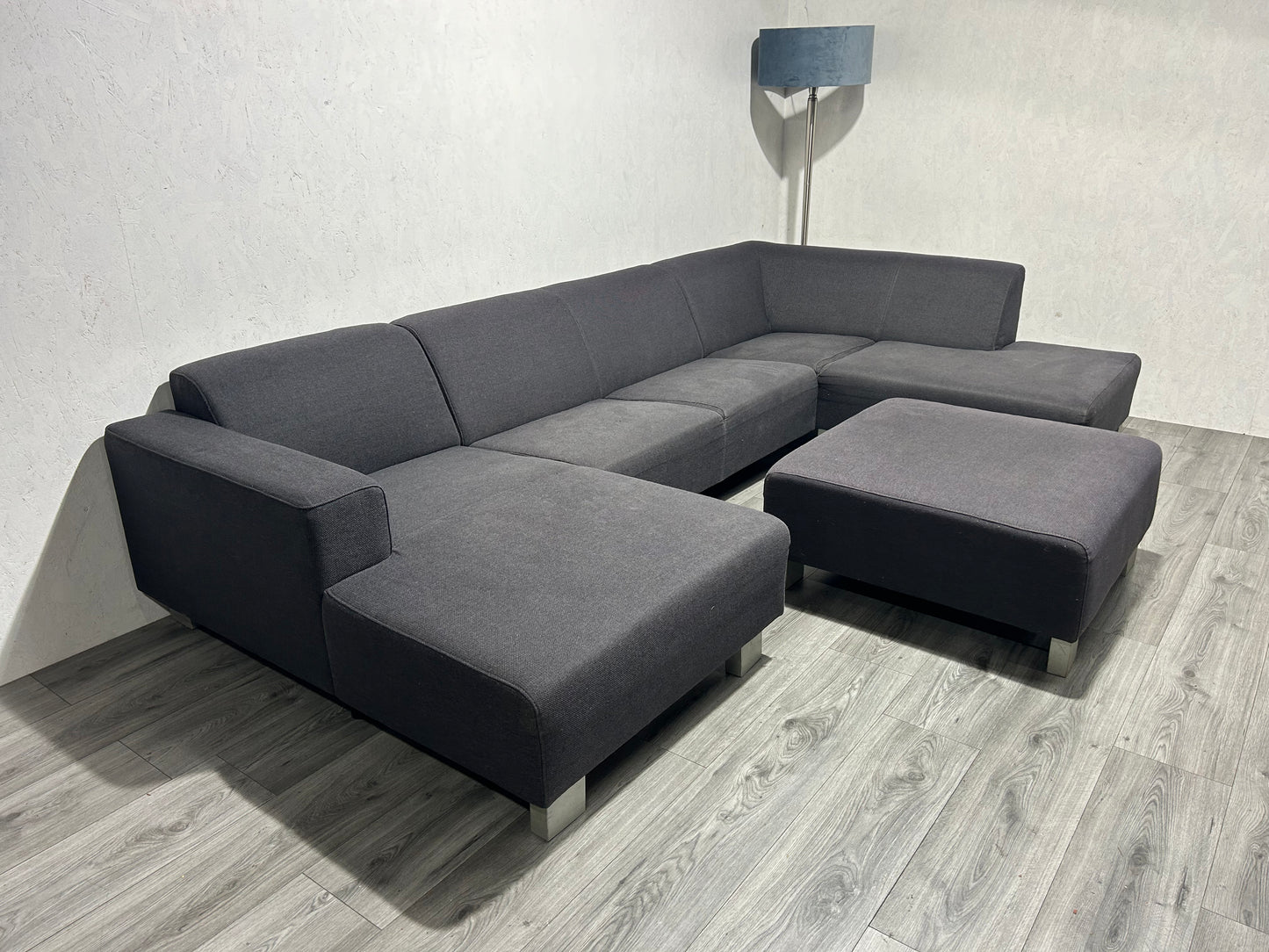 Antraciet U Bank Met Hocker ~ Vaste Kussens