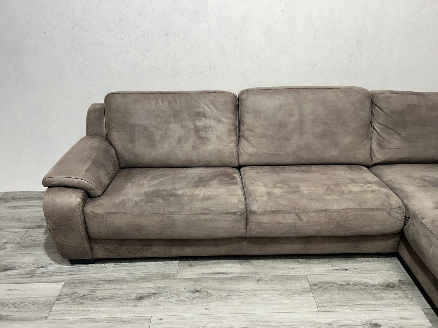 Bruine Suède Leren Hoekbank ~ Vaste Kussens