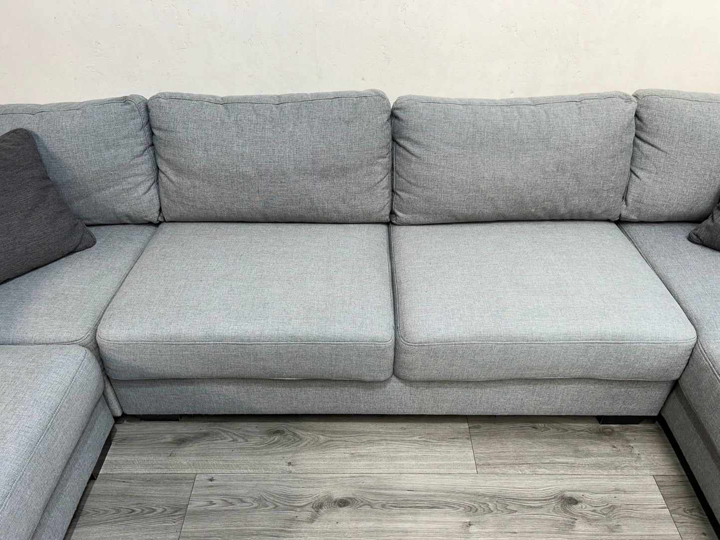 Ruime Licht Grijze U Bank ~ Losse Rugkussens Met Afneembare Hoezen