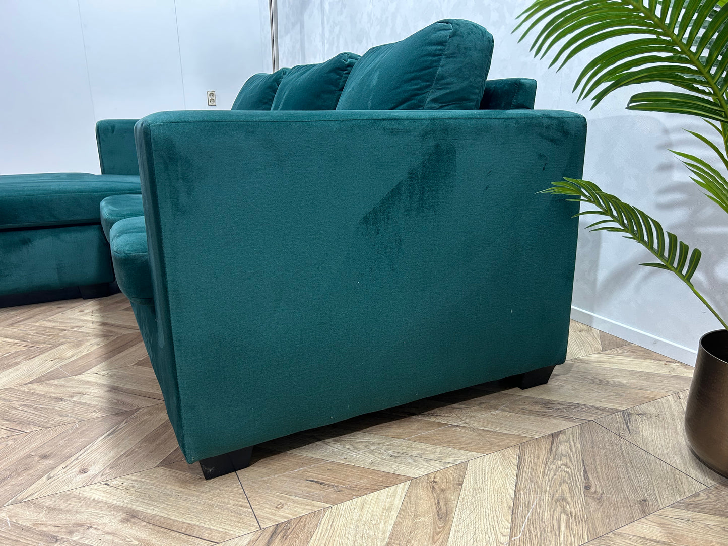 Groene Velvet Hoekbank ~ Losse Kussens Met Afneembare Hoezen