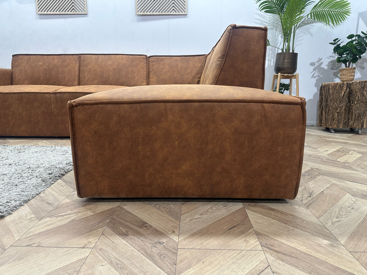 !Showroommodel! Cognac Bruine Suède Stoffen Hoekbank
