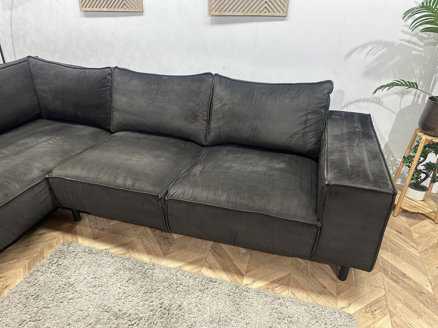 Antraciet Velvet Hoekbank ~ Losse Rugkussens Met Afneembare Hoezen